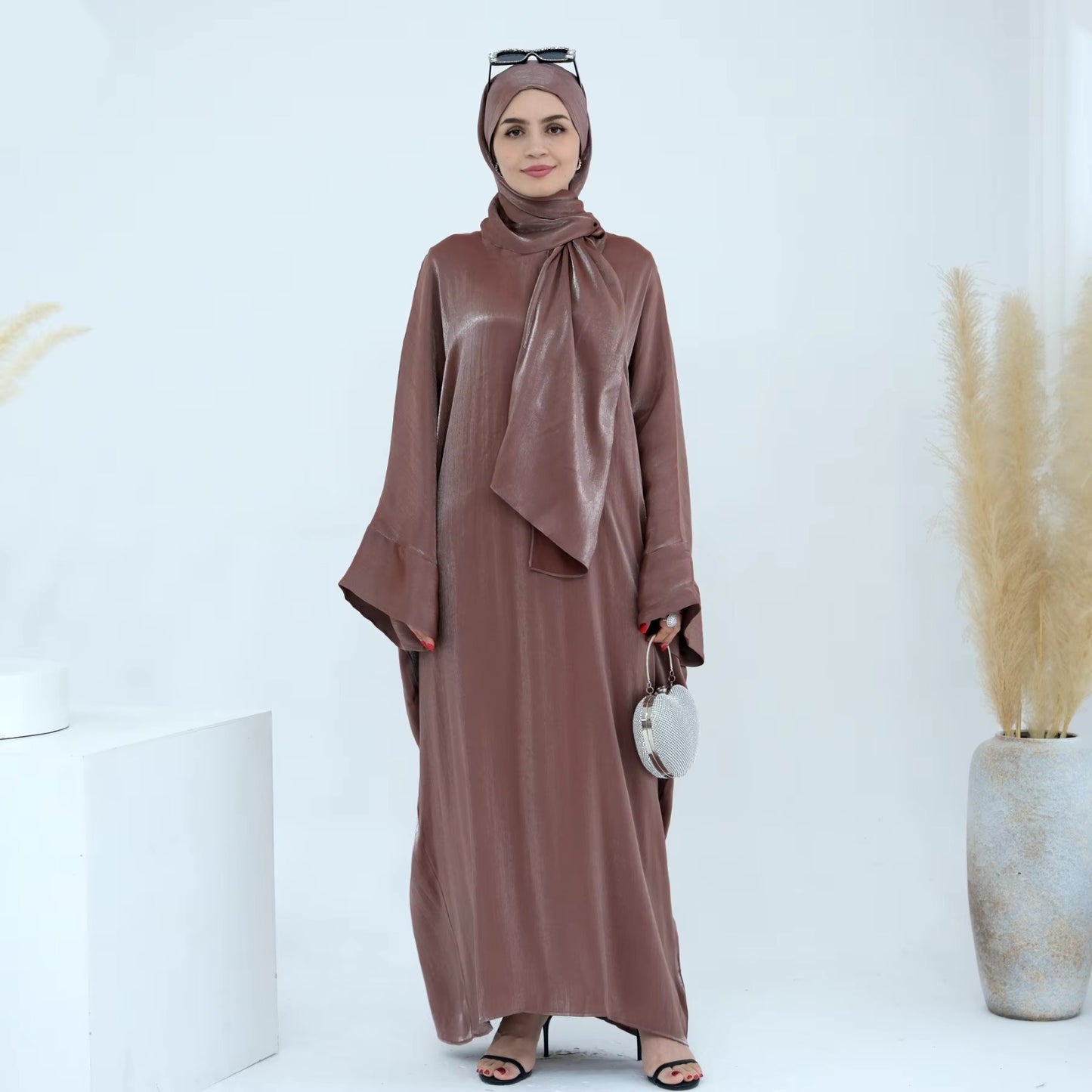 Middle East Elegant Muslim Modest Dress for Women Arab Hijab Abaya Dubai Luxury Islamic Clothing Kebaya Kaftan Turkey Abaya