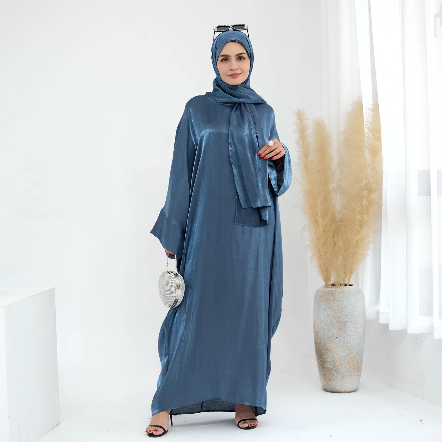 Middle East Elegant Muslim Modest Dress for Women Arab Hijab Abaya Dubai Luxury Islamic Clothing Kebaya Kaftan Turkey Abaya