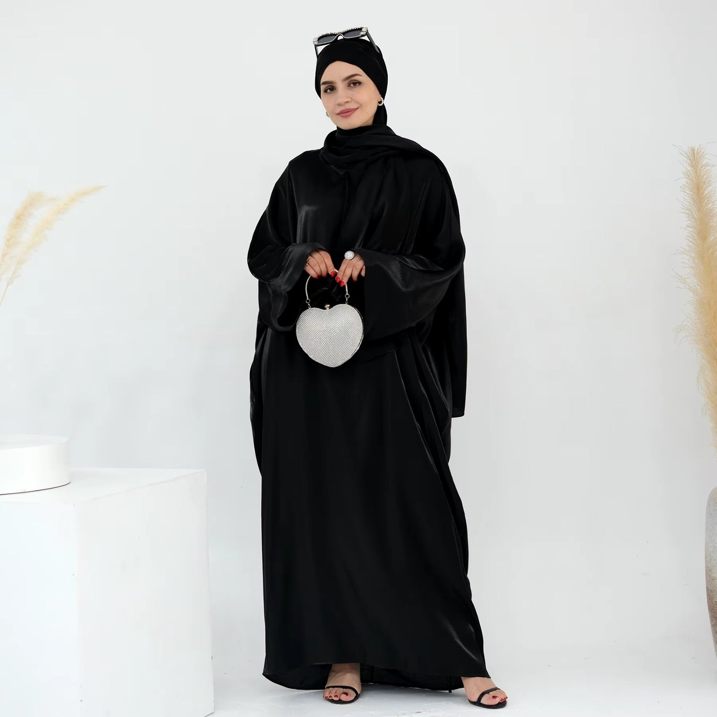 Middle East Elegant Muslim Modest Dress for Women Arab Hijab Abaya Dubai Luxury Islamic Clothing Kebaya Kaftan Turkey Abaya