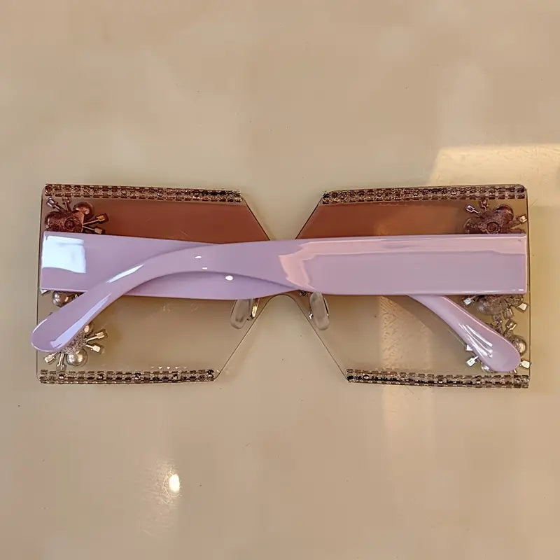 Discover the Latest Fashion Glasses with Stunning Diamond Inlay