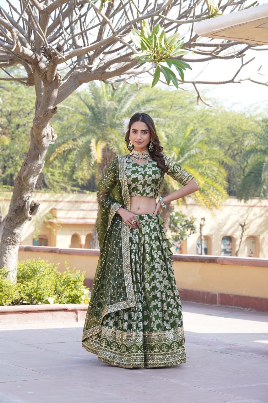Designer Dyeable Pure Viscose Jacquard Lehenga Choli & Dupatta Set
