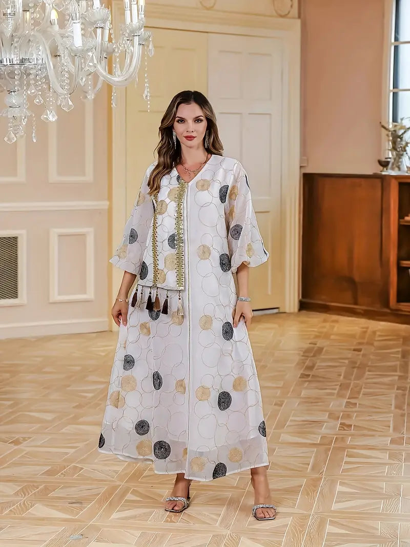 Discover the Luxury of Our Geometric Patterned Abaya Dress Versatile Polyester Abaya: Ideal for Any Season and Occasion
