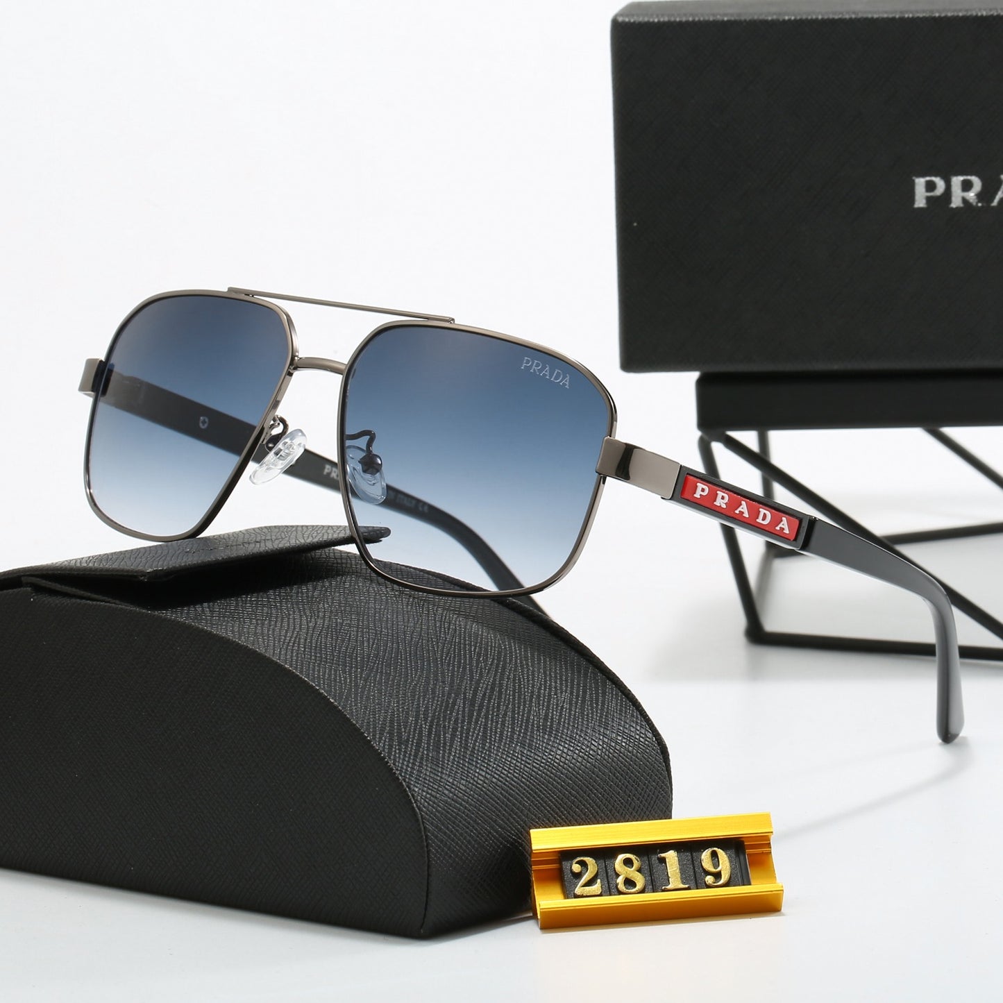 PRADA - Replicated sunglasses